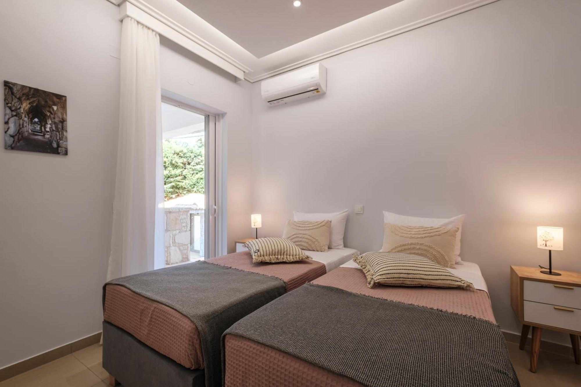 Shemesh Apartment Nafplio