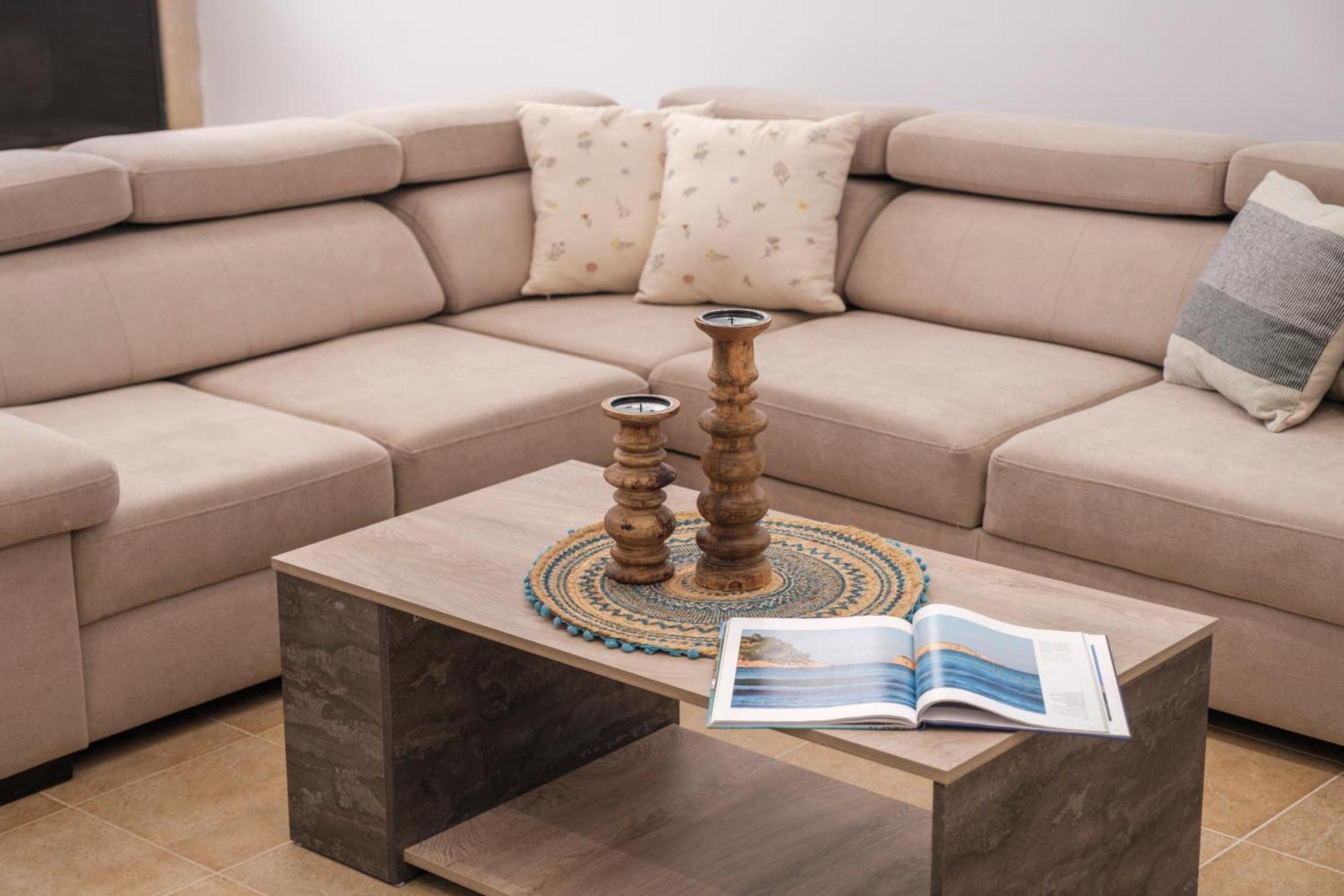 Shemesh Apartment
